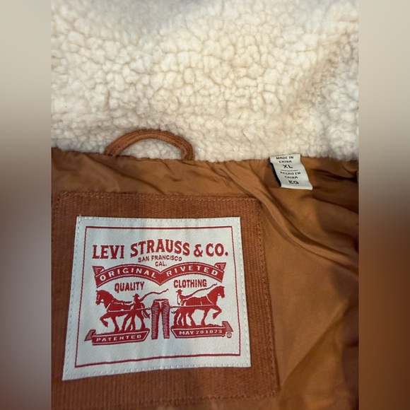 Levi’s Sherpa Corduroy Vest Brown Western Style – men’s XL – NWOT - Picture 3 of 4